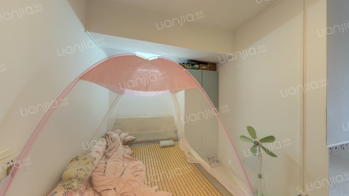 多宝华厦二手房实景图