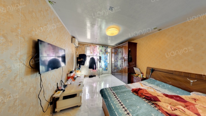 大连湾元宝山街小区二手房实景图