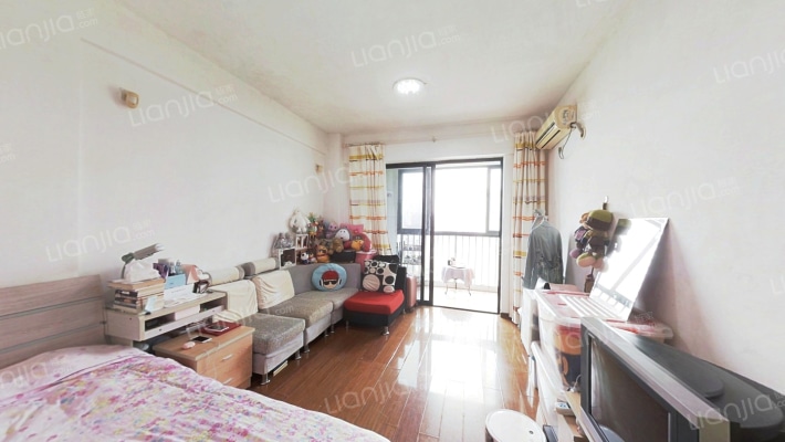 时尚国际二手房实景图