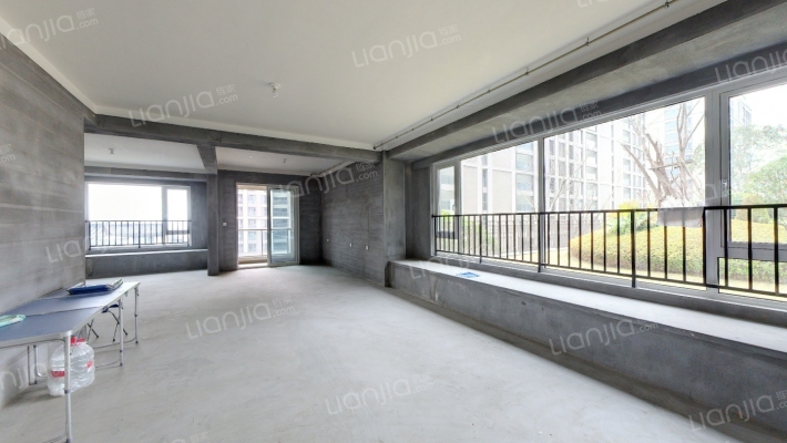 湖光山社二手房实景图