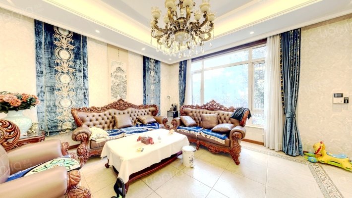 孔雀城六期叠翠园二手房实景图