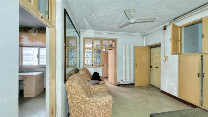 西郊商场民政局家属院二手房实景图