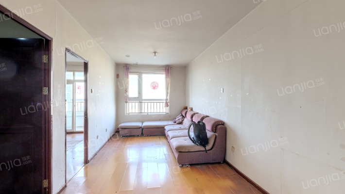 雷捷时代公寓二手房实景图