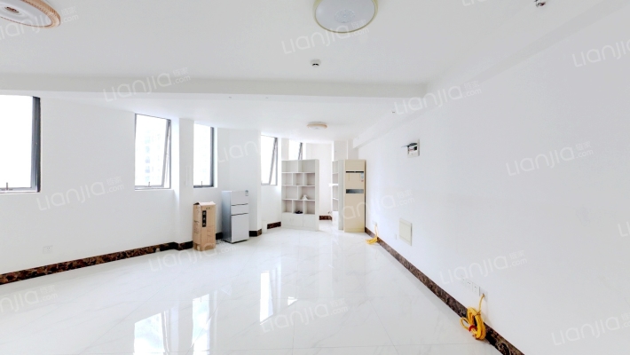 万达广场二手房实景图