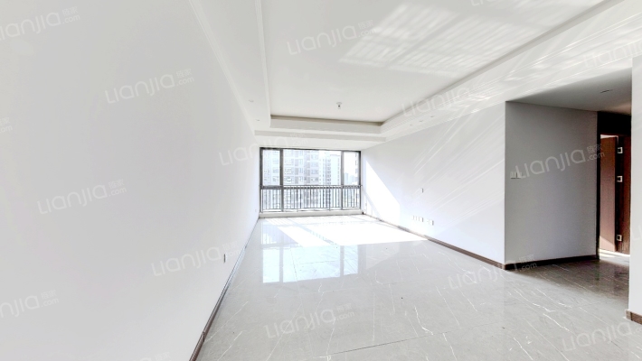 御澜台二手房实景图