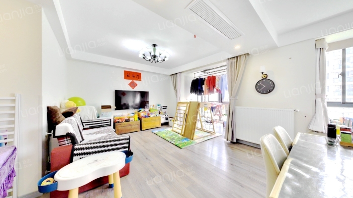 东源名都西区二手房实景图