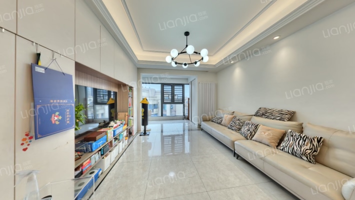 中海万锦熙岸2期二手房实景图