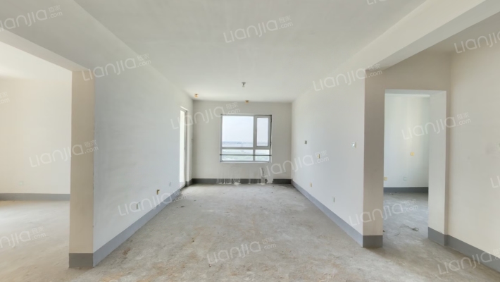 海泰海港花园二手房实景图