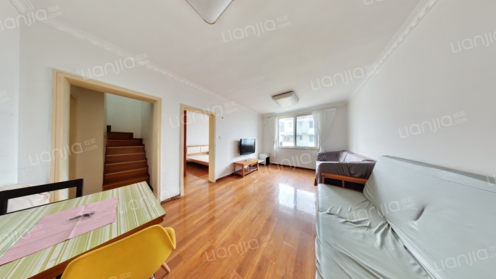 槐树苑二期宏苑二手房实景图