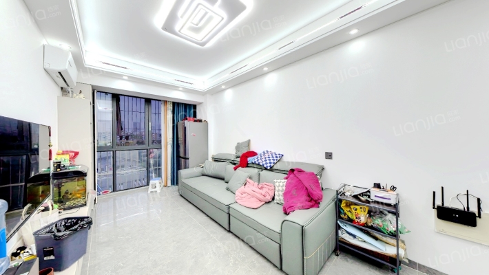 现代新居A区二手房实景图