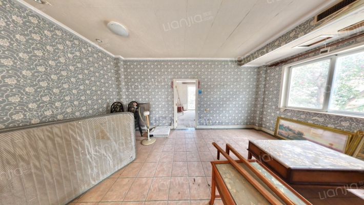 依湖园二手房实景图