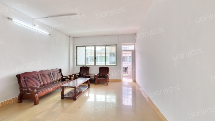 半江花園二手房实景图