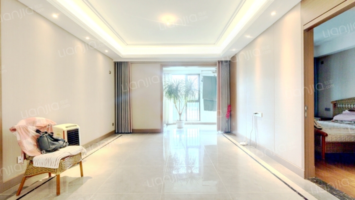 青风公园二手房实景图