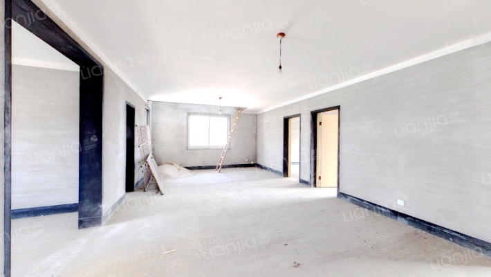 河山公寓二手房实景图