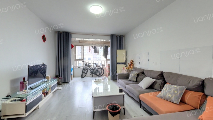 万德华府二手房实景图