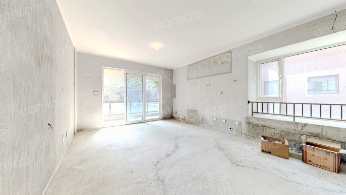 鹭湖宫11区B组团二手房实景图