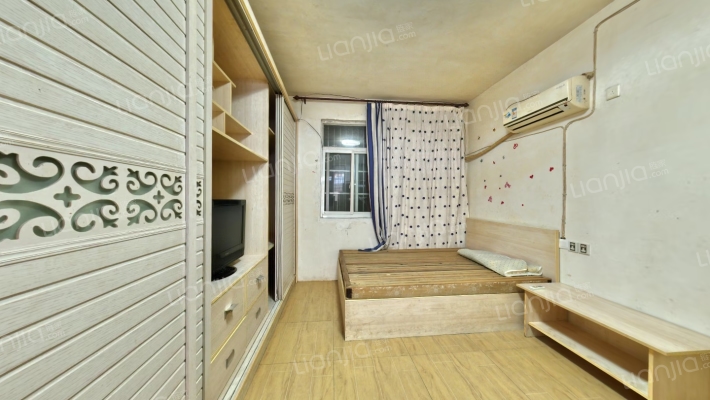 棉纺新村母子楼二手房实景图