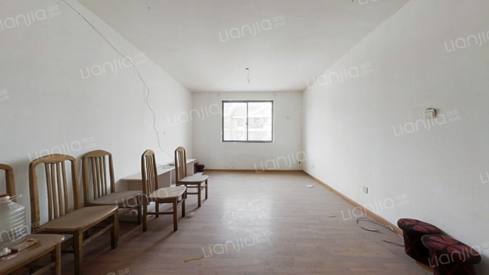 龙庭世家二手房实景图