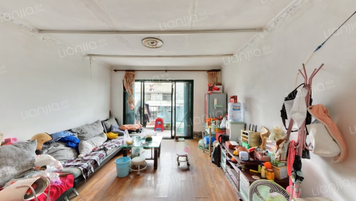 申峰花苑二手房实景图