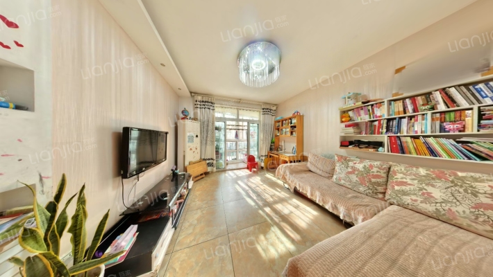 天伦琥珀名城二手房实景图