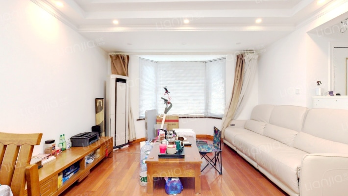 嘉年别墅二手房实景图