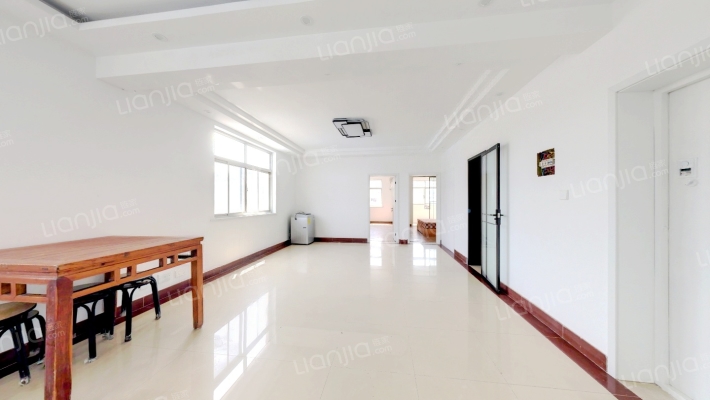 电影公司宿舍二手房实景图