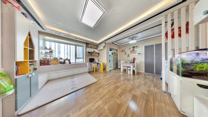 海信凤凰金岸二手房实景图