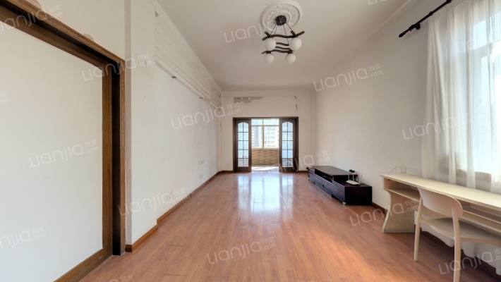 子安路社保局宿舍二手房实景图