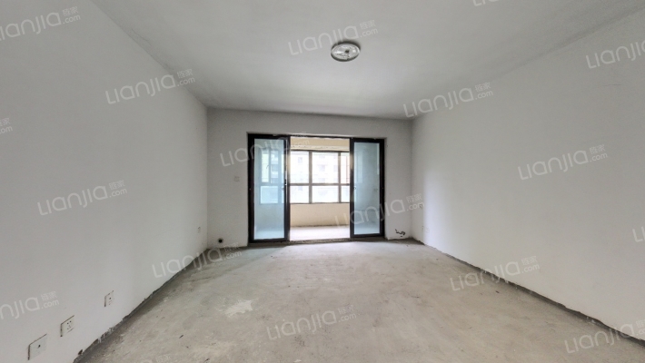 高速静安春晖里二手房实景图