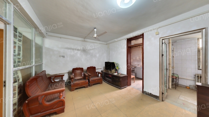 凤凰山南路铁路宿舍二手房实景图