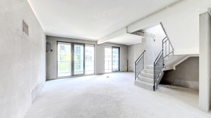 绿城·云栖桃花源二手房实景图