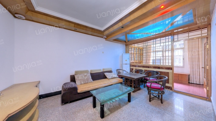 凤园新区凤尾花园二手房实景图