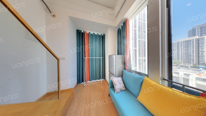 康桥悦城领仕馆二手房实景图