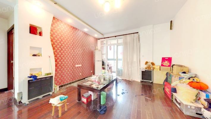 秦园居名雅花苑二手房实景图