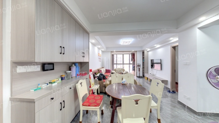 傅琎悦府二手房实景图