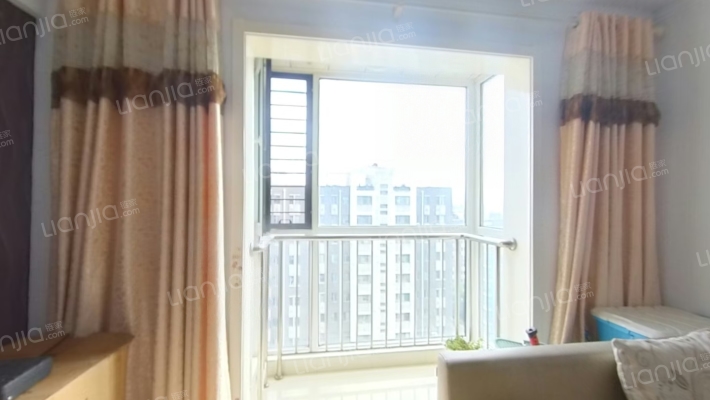 龙兴润城二手房实景图