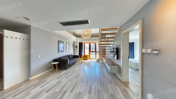 金隅翡丽铂爵郡二手房实景图