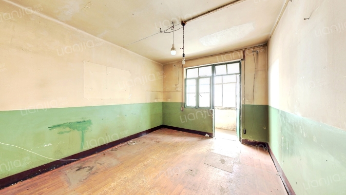 省土产公司宿舍二手房实景图