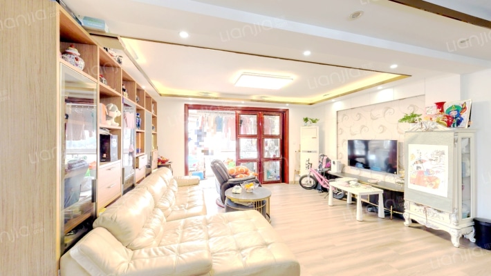 汇华花园二手房实景图