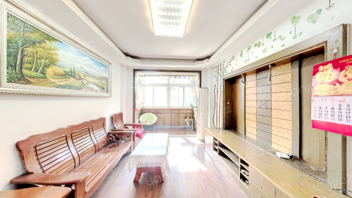 安庆路103号二手房实景图