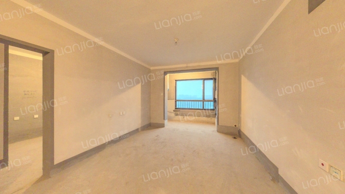 罗兰春天二手房实景图