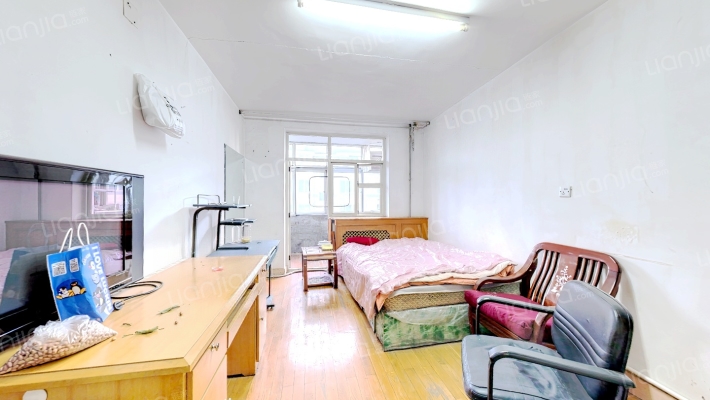 荣泰街二手房实景图