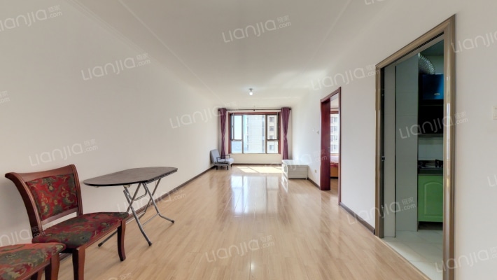 房本满二 ，南向两居，中高楼层，出行便利，全天采光-客厅