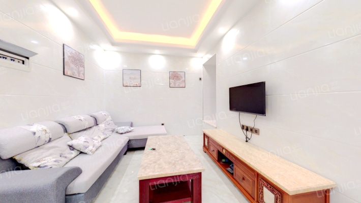 中港华庭二手房实景图