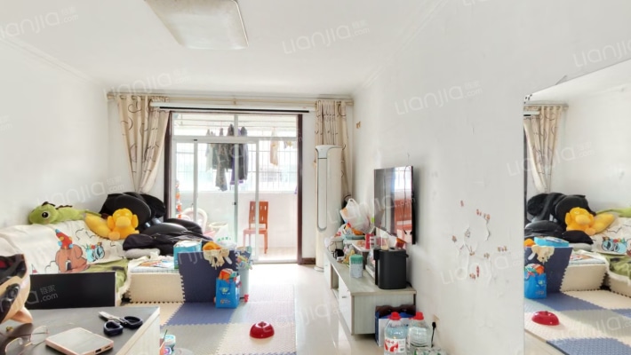 卿峰丽景A区二手房实景图