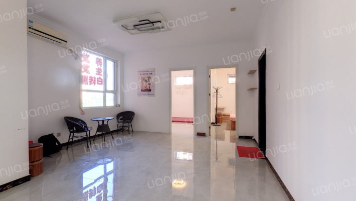 领秀嘉园二手房实景图