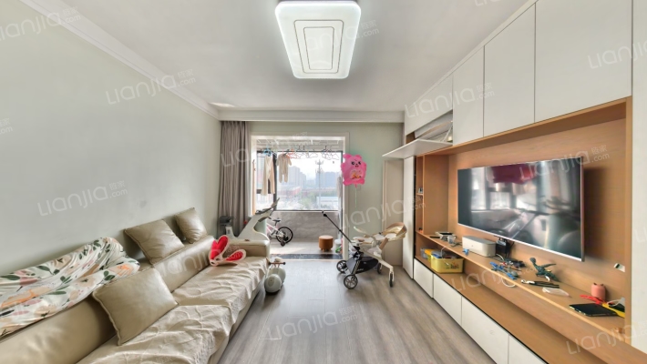 新城香溢华庭二手房实景图