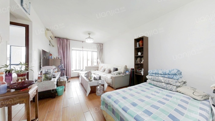 美丽湾国际公寓二手房实景图