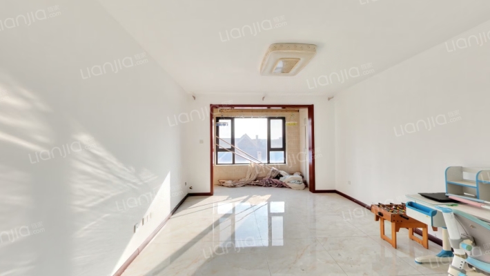 世茂英郡二手房实景图