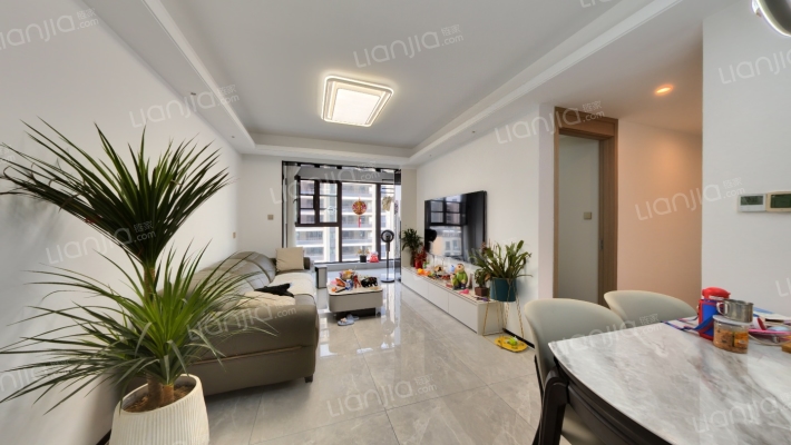 雅樾澜庭二手房实景图